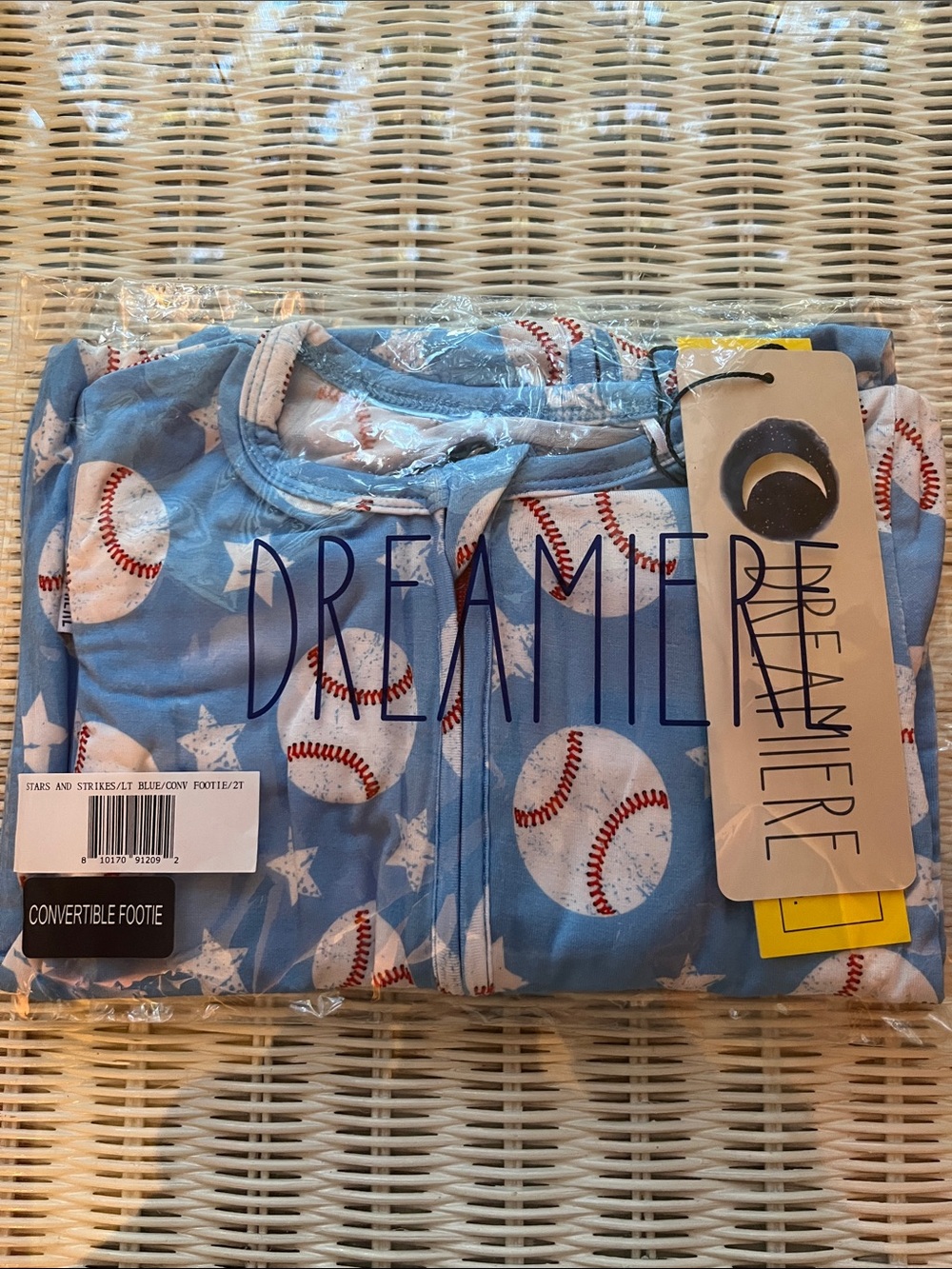 Dreamiere NIB Stars and Strikes Convertible Footie